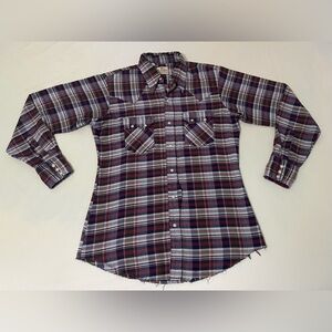 Dee‎ Cee Vintage 80s Red Blue Plaid Pearl Snap Western Raw Hem Shirt 15 1/2 - 35